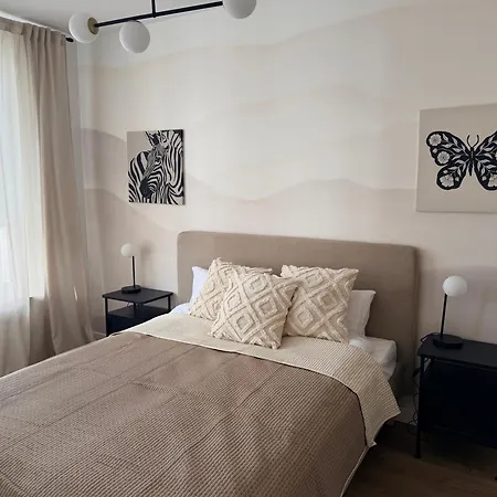 Apartamento Ohmyhome Lotnisko *