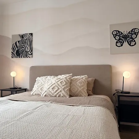 Ohmyhome Lotnisko Apartamento