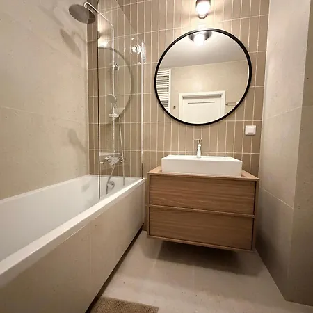 Apartamento Ohmyhome Lotnisko *